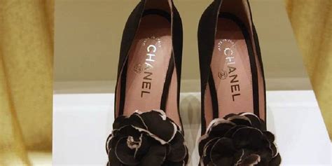 authenticate chanel clothing|how to authenticate chanel shoes.